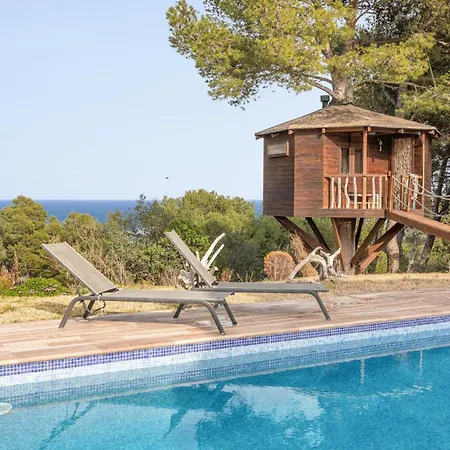 Falconiere Villa *